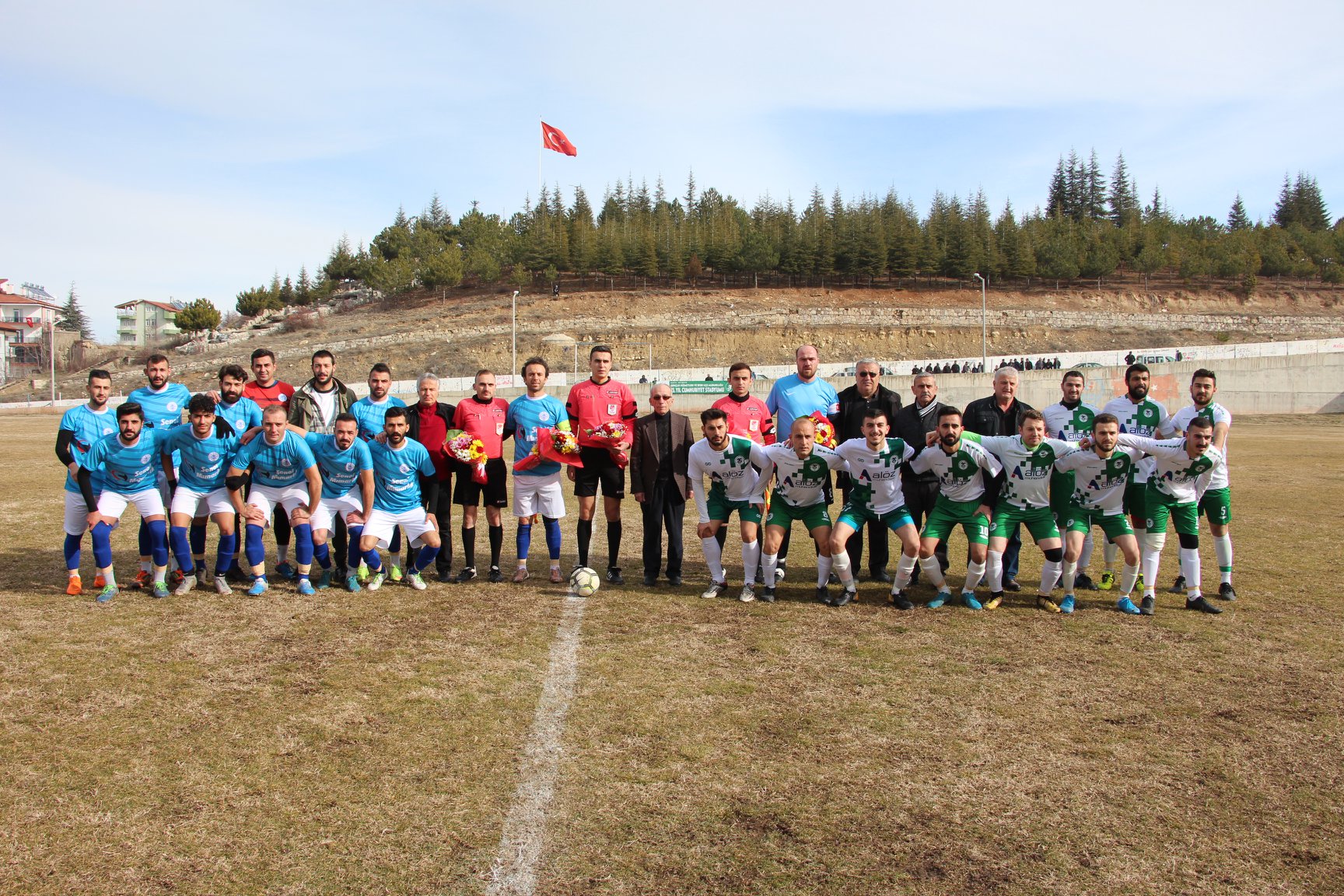 Dili Boğazına Kaçan Futbolcumuzu Kurtaran Rakip Kaleciye Beyşehir'de Teşekkür Plaketi